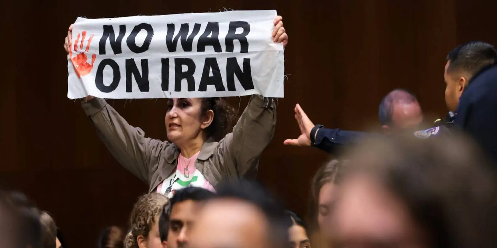 House Speaker Johnson Pushes to End Ongoing Iran War