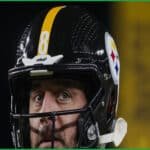 Aaron Rodgers Doubles Down on COVID Vaccine Stance, Blasts Fauci