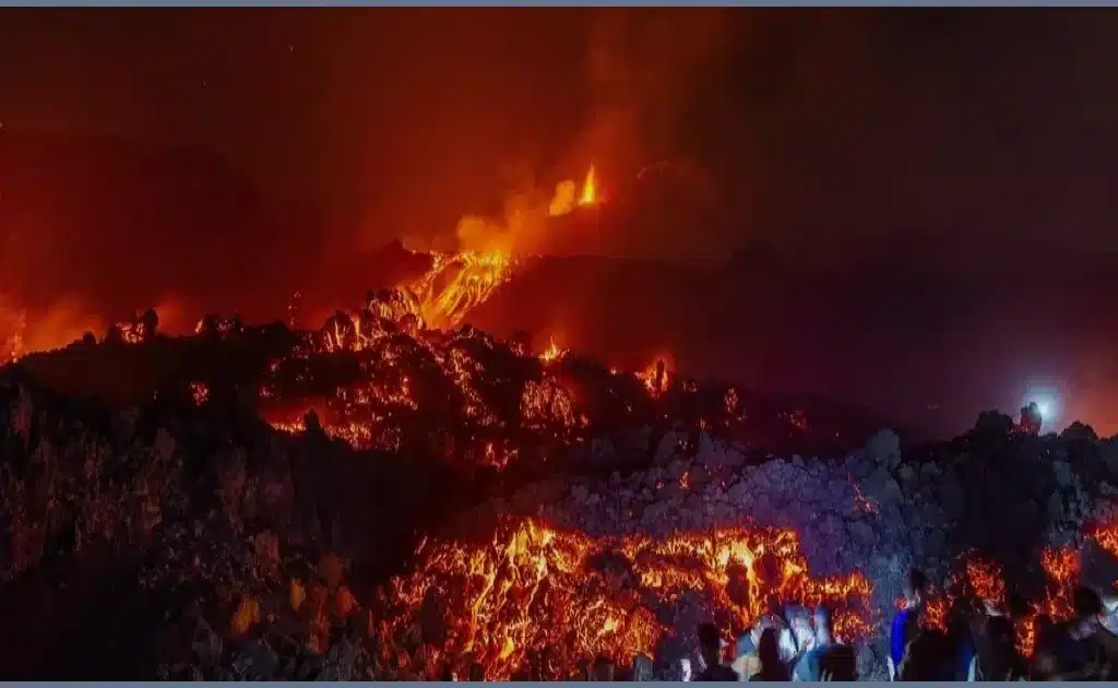 American Tourist Killed by Lightning Strike on Mount Etna