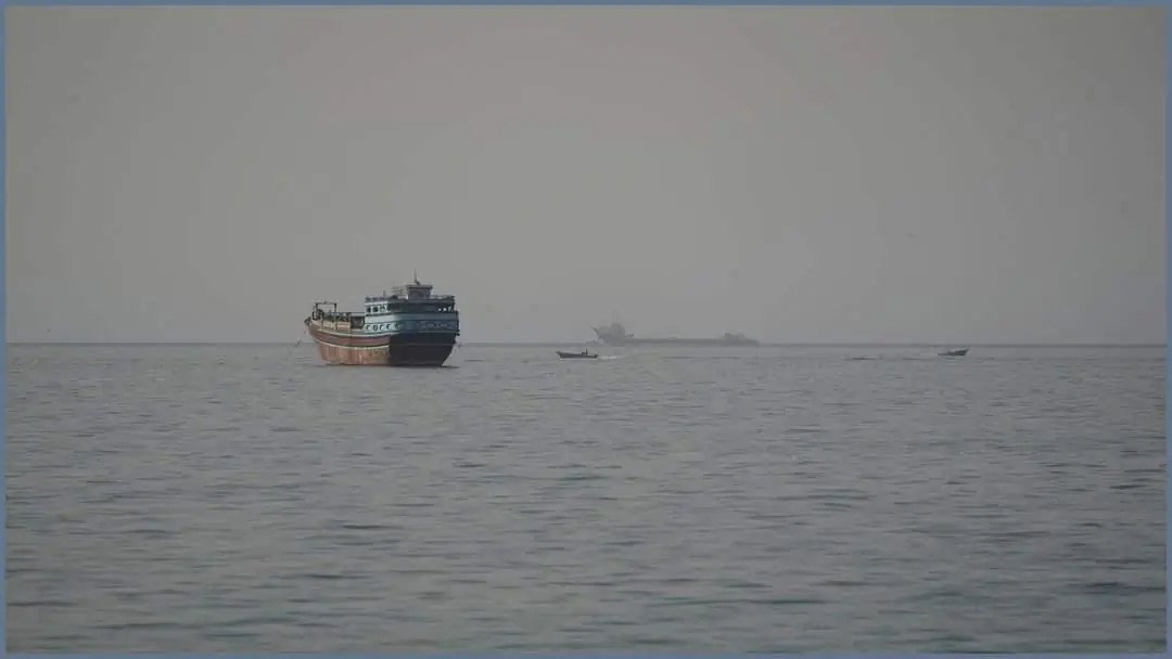 Indian-Flagged Vessel Sinks in Red Sea After Projectile Strike