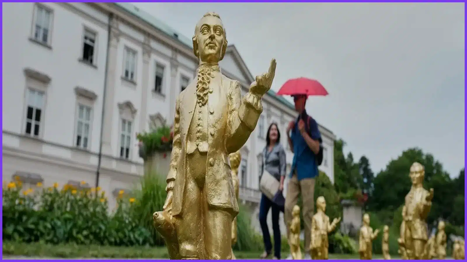 Thieves Steal Over 200 Mozart Statuettes in Salzburg