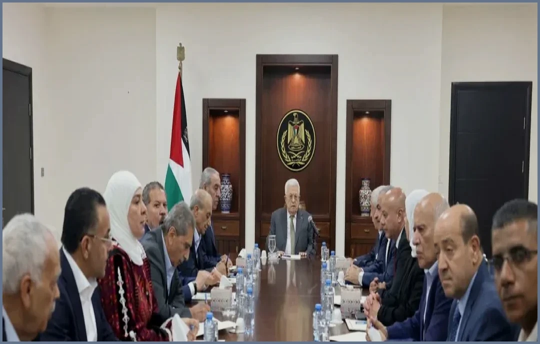 Abbas Extends Palestinian Election Registration as Seven Lists Apply