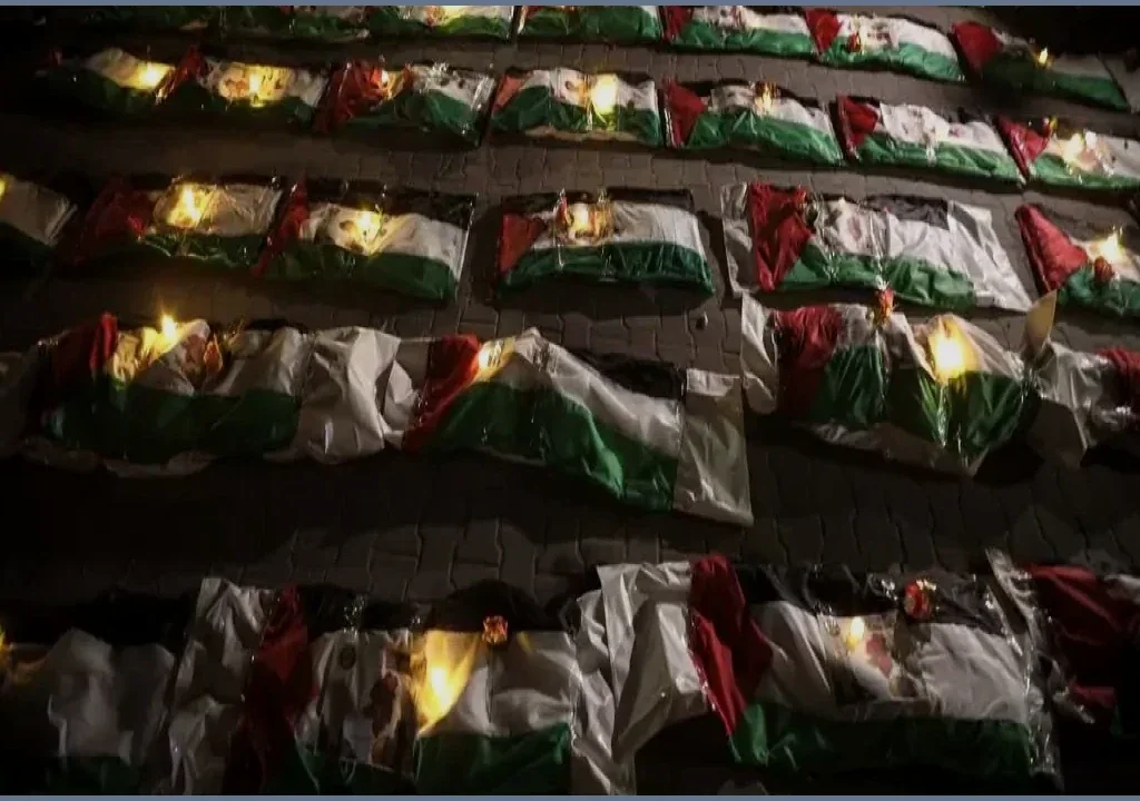 Gaza Families Recover Remains of 100 Relatives From Rubble