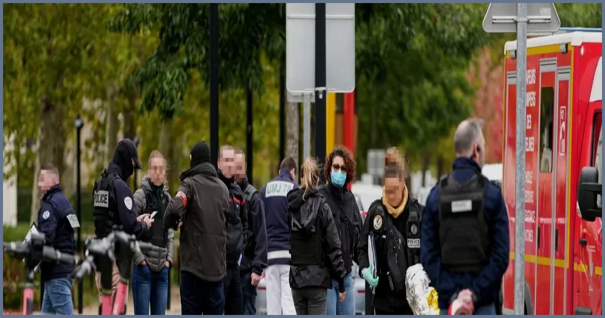 Gunman Kills 1, Wounds 5 in Racist Paris Suburb Terror Attack