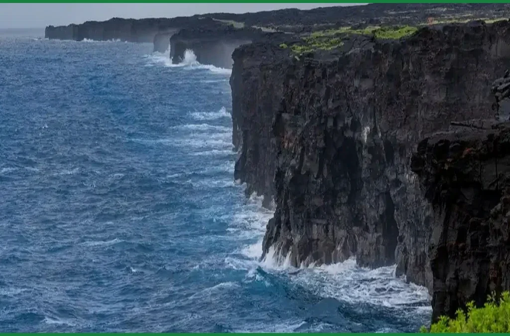 Iconic Holei Sea Arch Collapses at Hawaii Volcanoes National Park